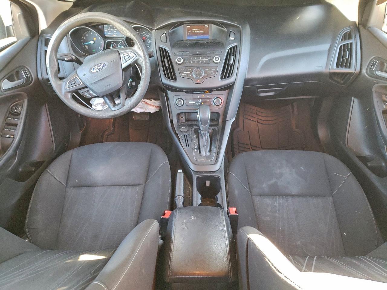 Ford Focus Se Image 9