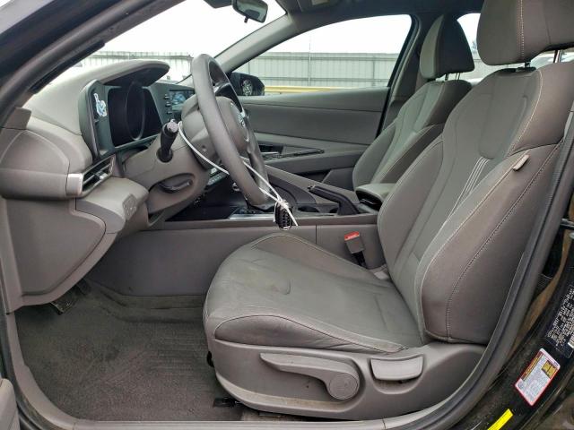 Hyundai ELANTRA Sel Image 8