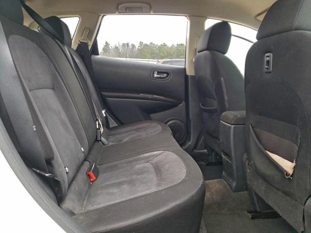 Nissan Rogue S Image 4