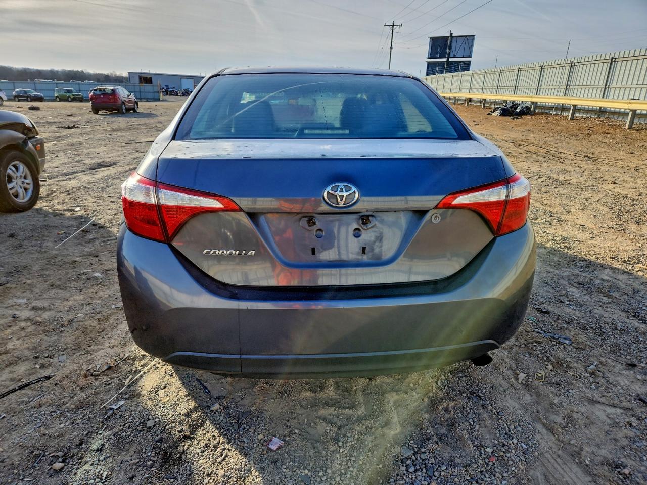 Toyota Corolla L Image 5