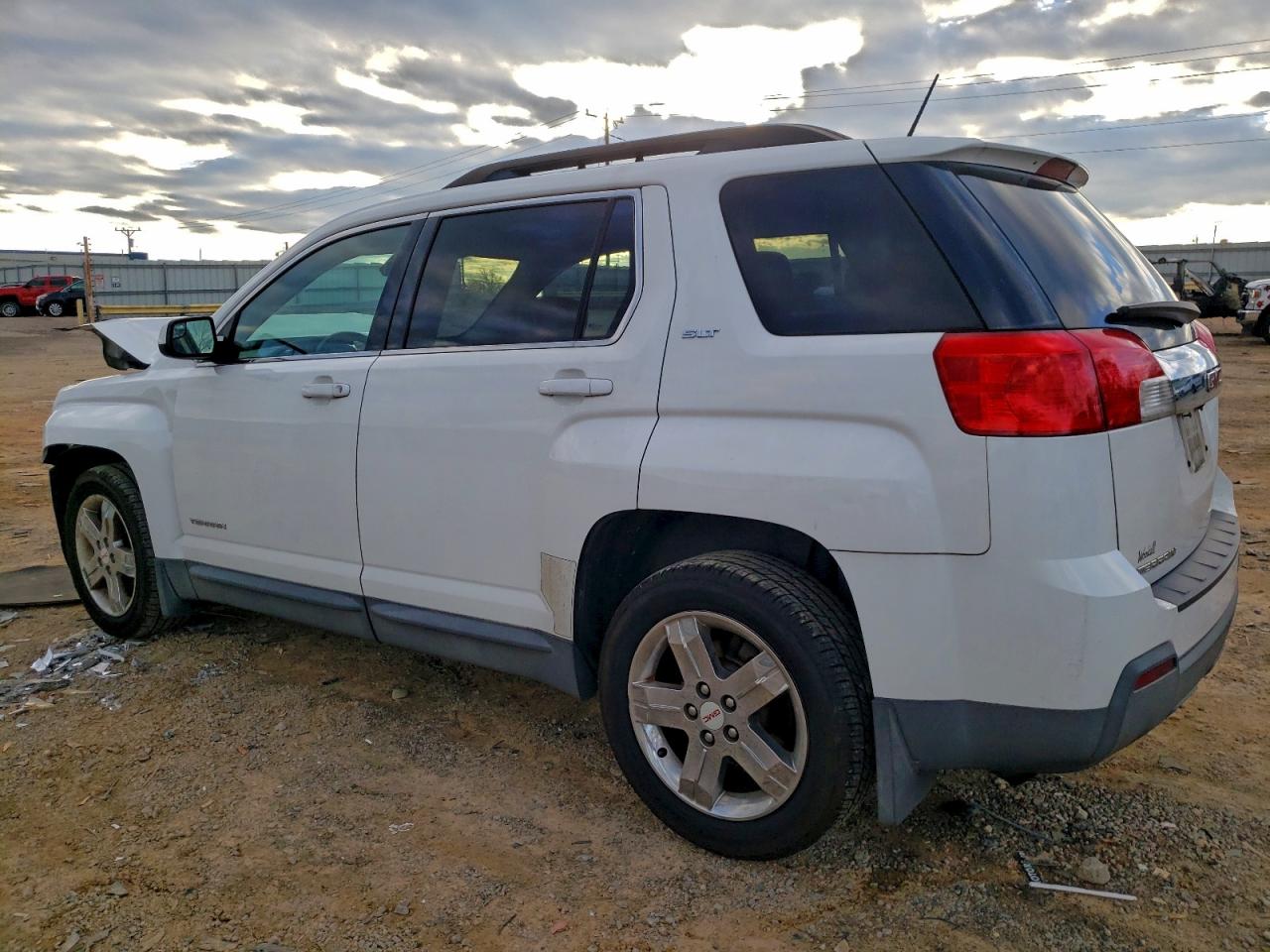 GMC Terrain Slt Image 2