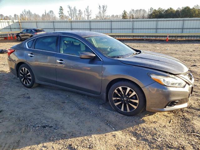 Nissan Altima 2.5 Image 12