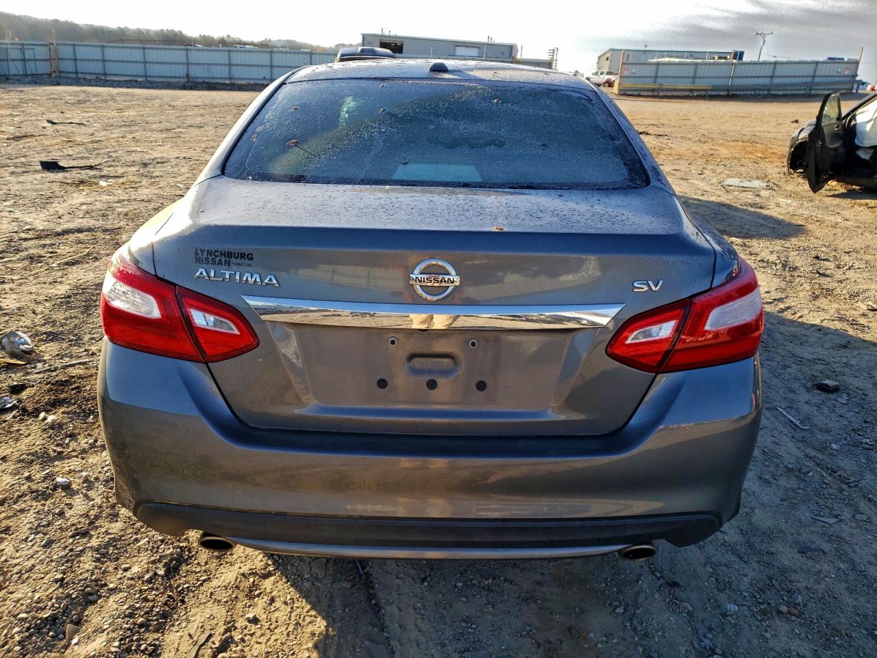 Nissan Altima 2.5 Image 9