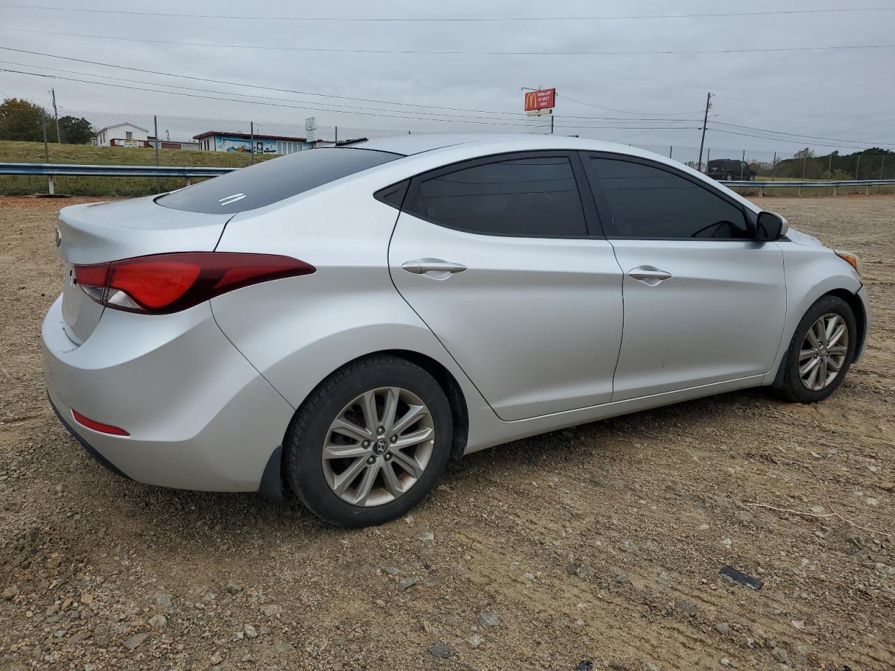 Hyundai ELANTRA Se Image 2