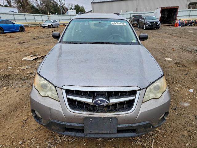 Subaru Outback 2.5i Image 2