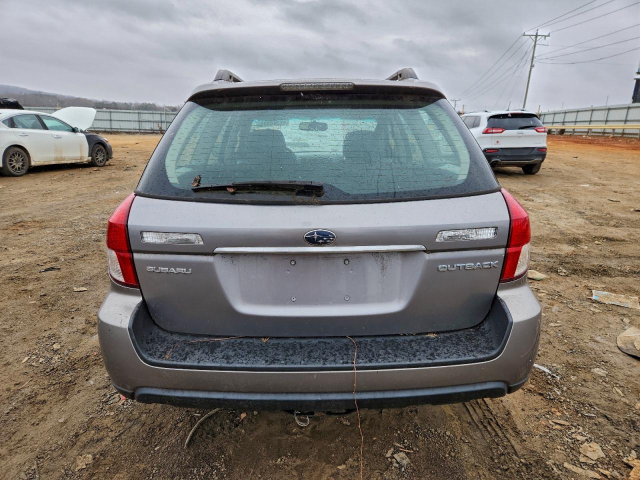 Subaru Outback 2.5i Image 7