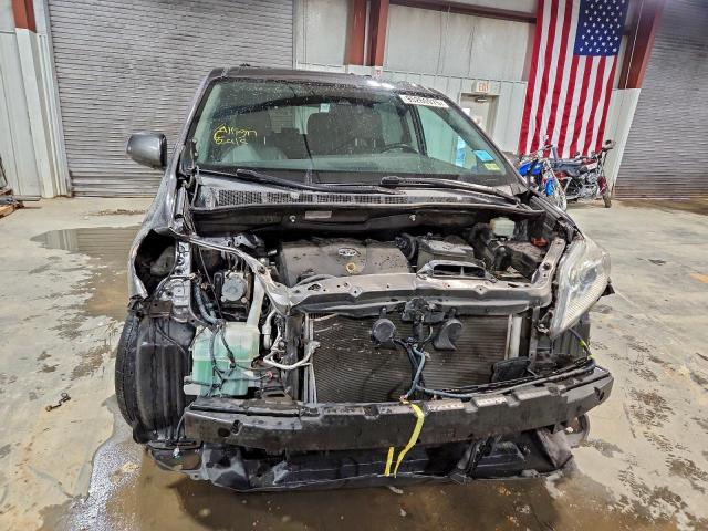 Toyota Sienna Xle Image 6