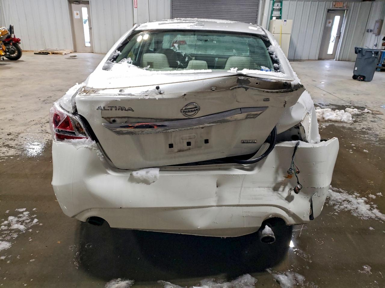 Nissan Altima 2.5 Image 9