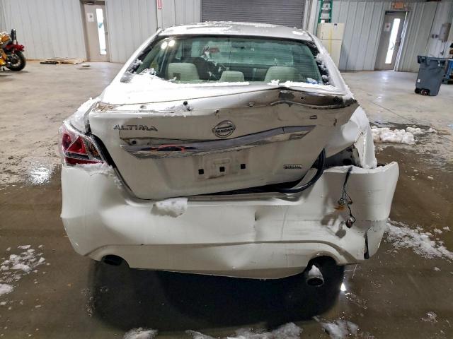 Nissan Altima 2.5 Image 9