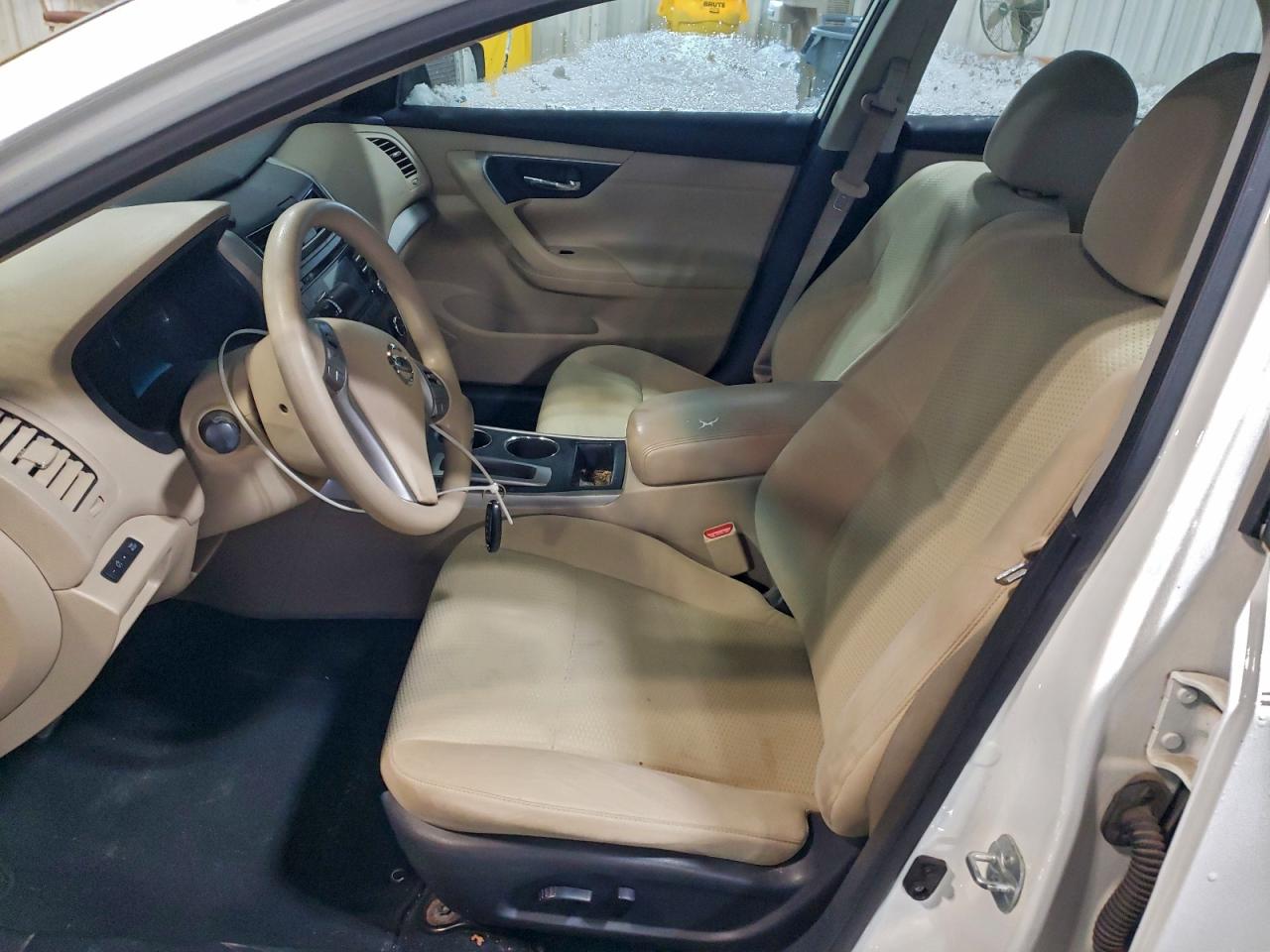 Nissan Altima 2.5 Image 11