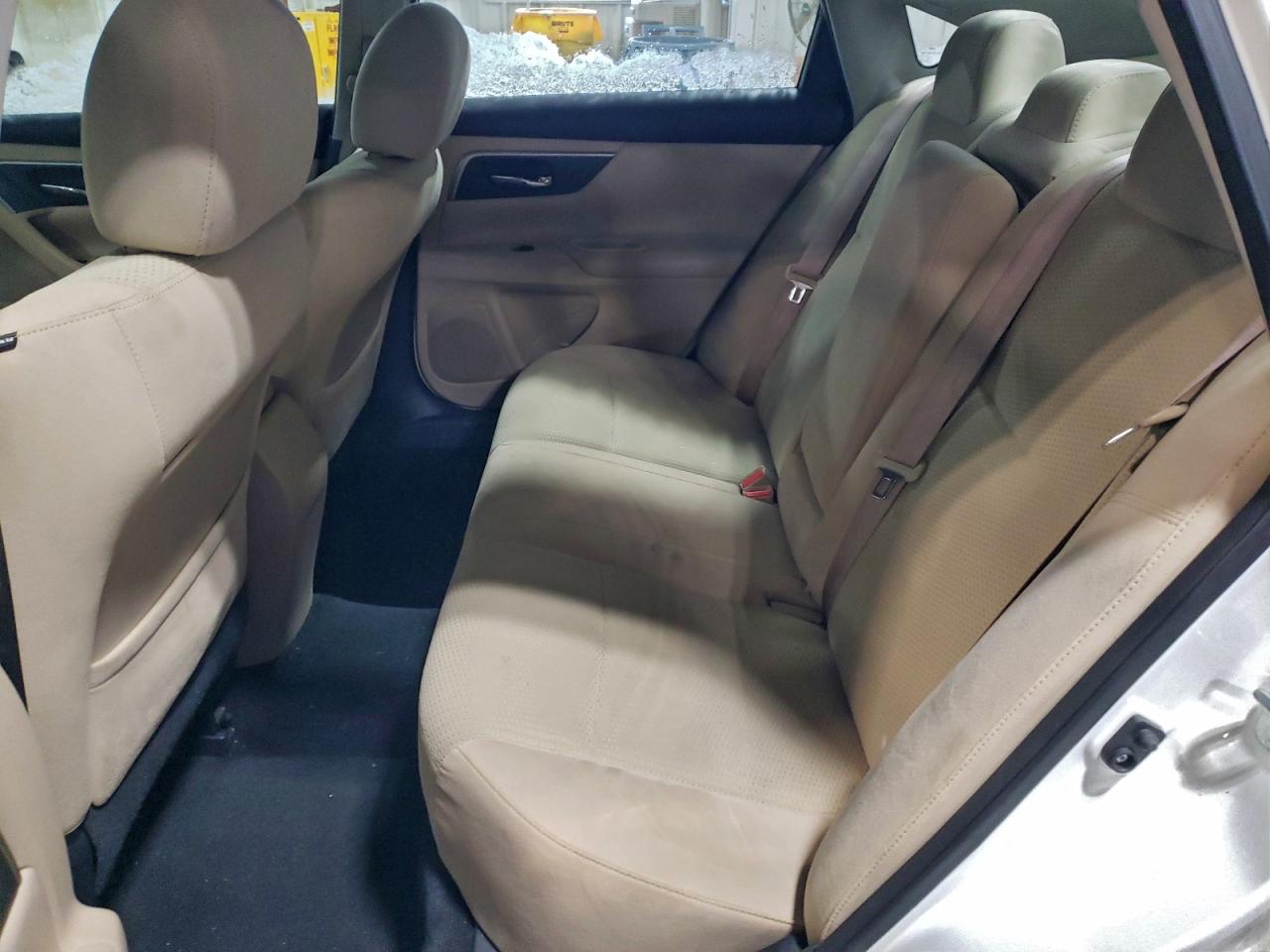 Nissan Altima 2.5 Image 12