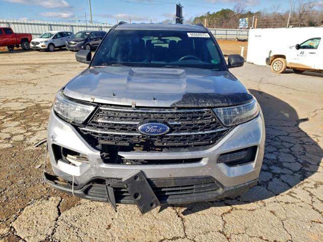 Ford Explorer Xlt Image 13