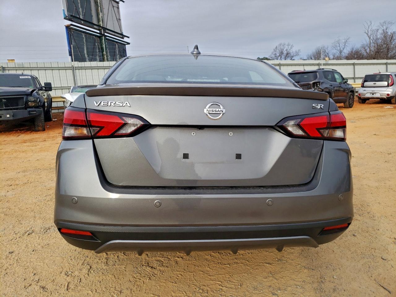 Nissan Versa Sr Image 7