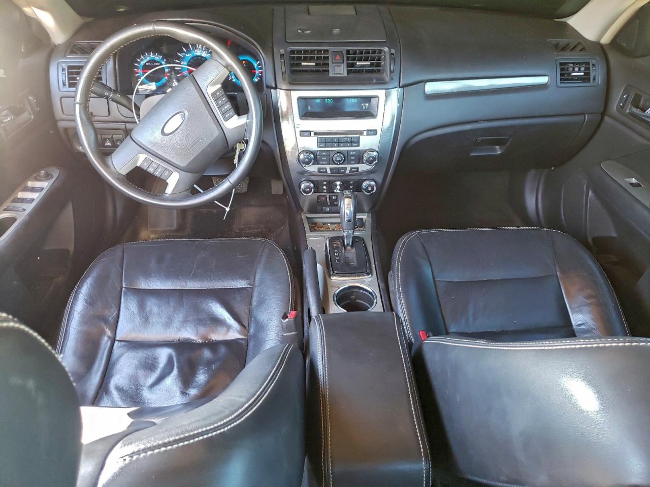 Ford Fusion Sel Image 10