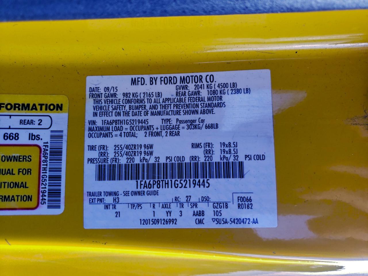 Ford Mustang Image 12