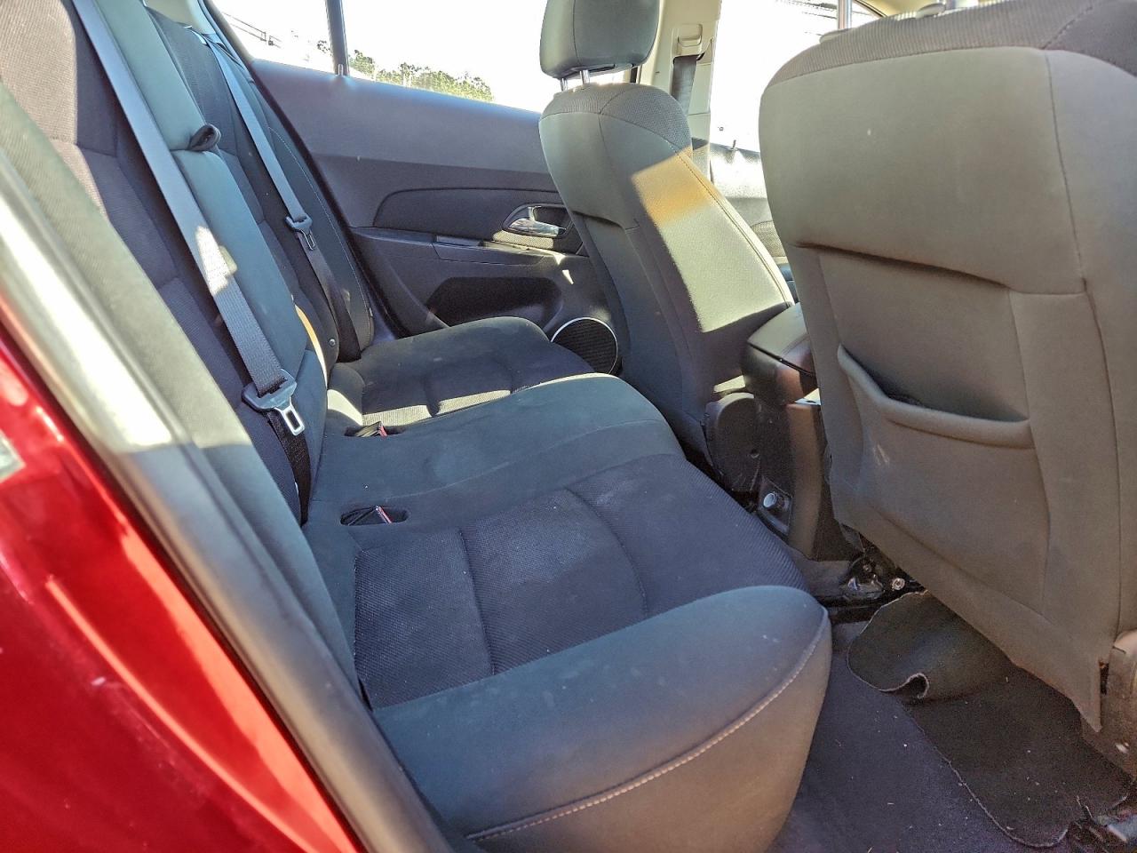 Chevrolet Cruze Eco Image 4