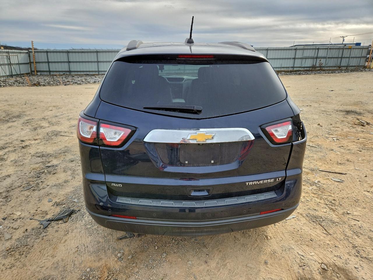 Chevrolet Traverse Lt Image 3