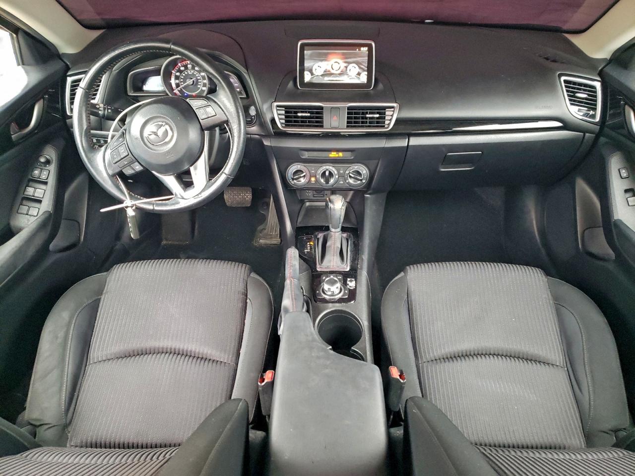 Mazda 3 Touring Image 3