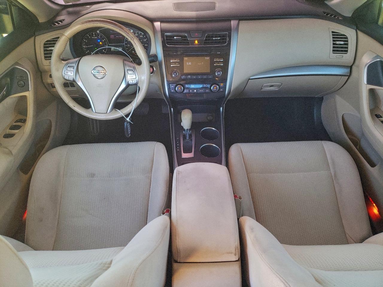 Nissan Altima 2.5 Image 12